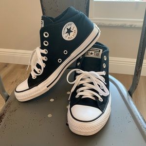 Like New Black Converse Chuck Taylor All Star Sneakers